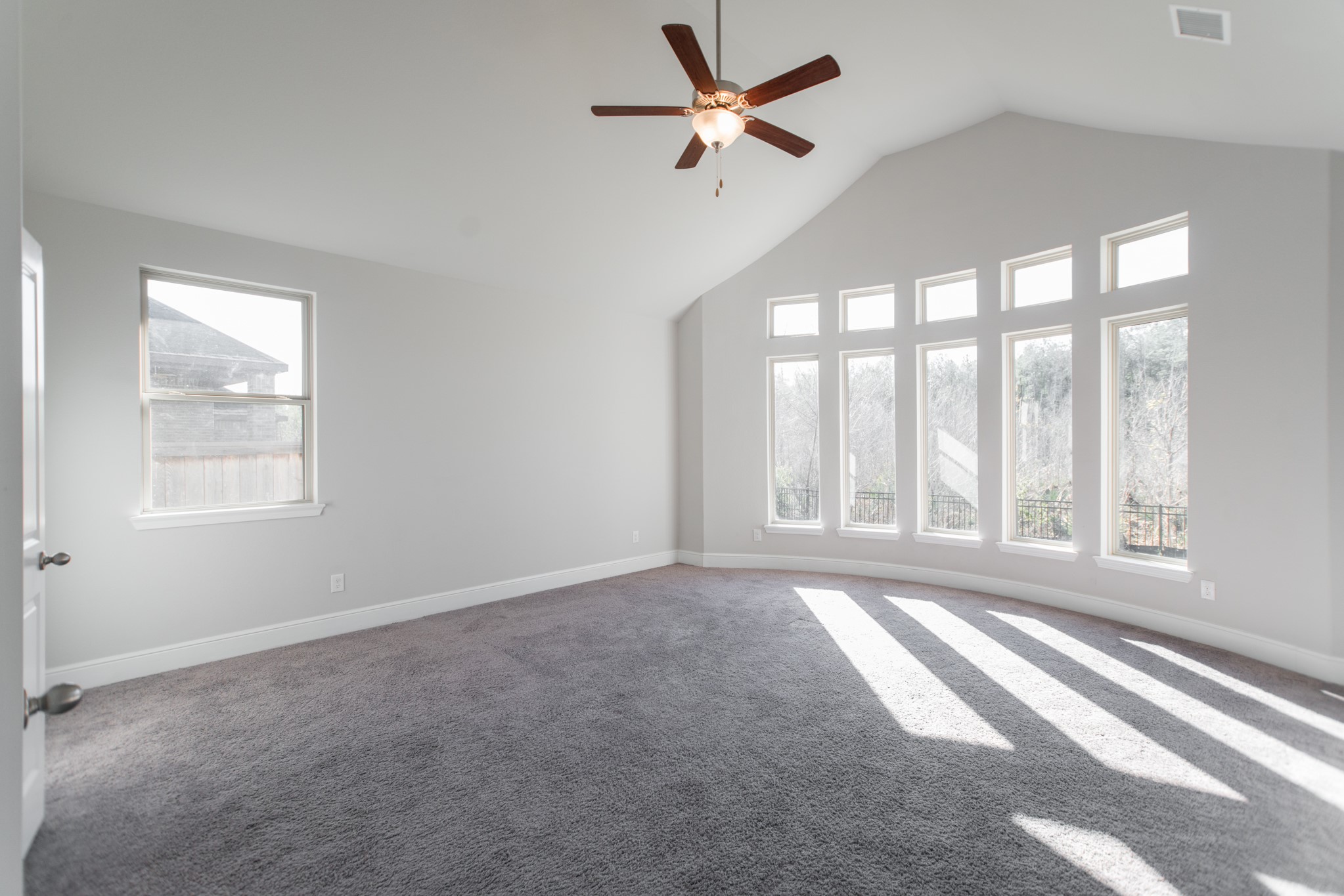 10054 Preserve Way Conroe, TX 77385 - Photo 23 of 45