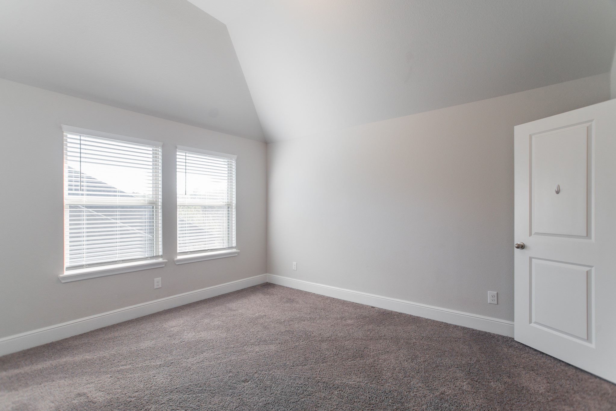 10054 Preserve Way Conroe, TX 77385 - Photo 38 of 45