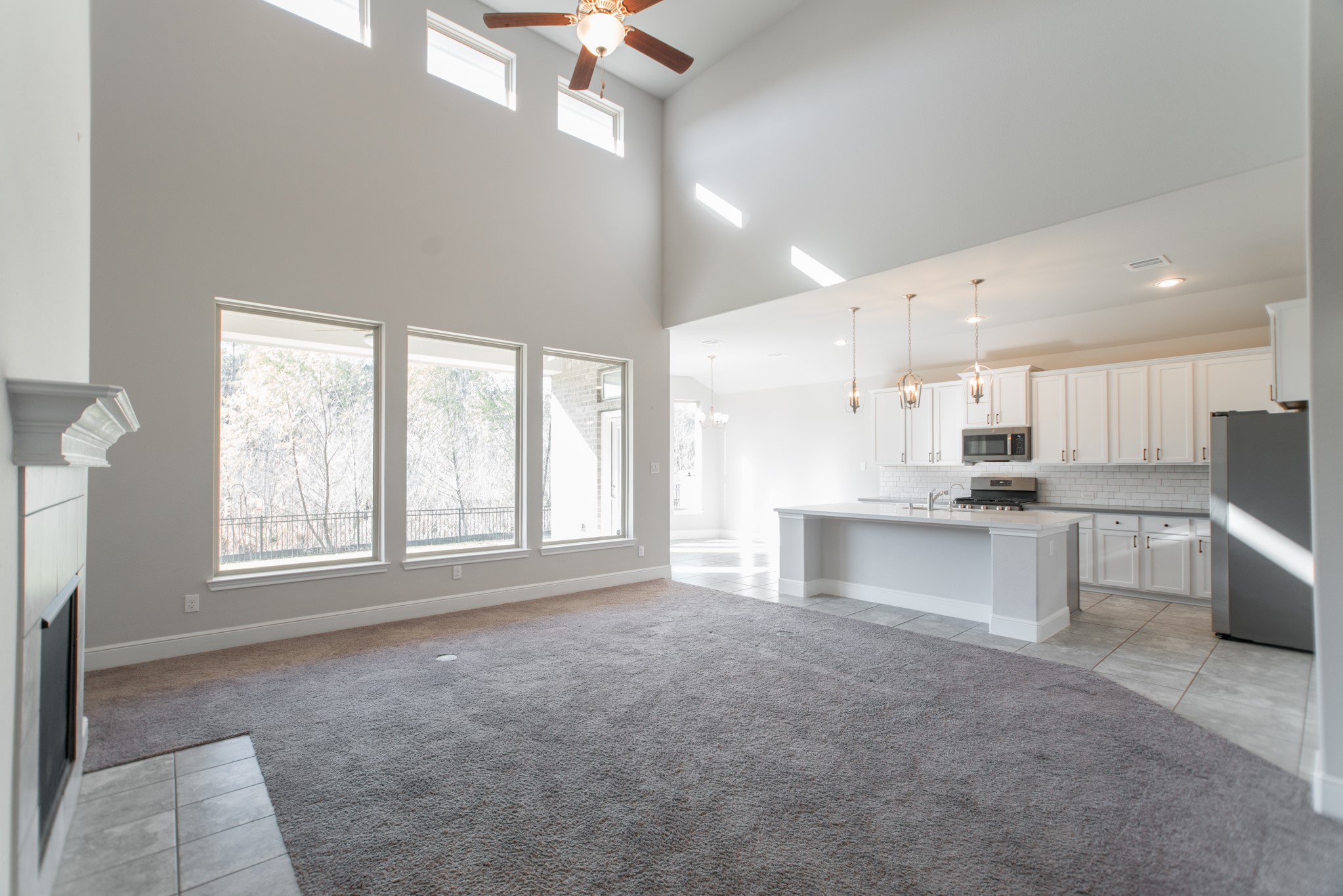 10054 Preserve Way Conroe, TX 77385 - Photo 8 of 45