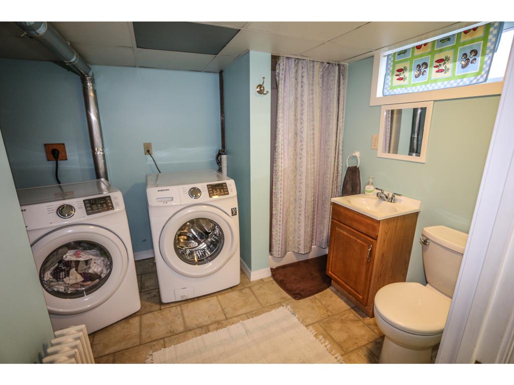 96 Kennard Road Manchester, NH 03104 - Photo 16 of 32