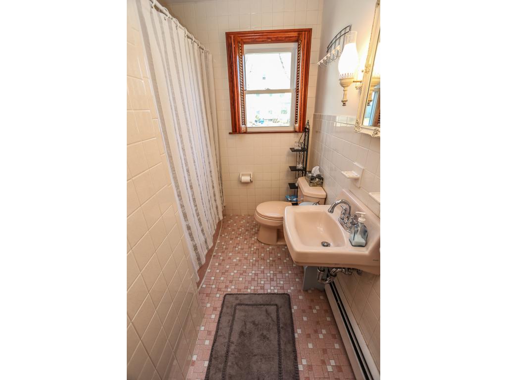 96 Kennard Road Manchester, NH 03104 - Photo 27 of 32