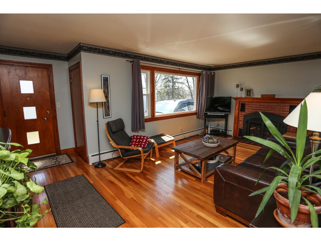 96 Kennard Road Manchester, NH 03104 - Photo 7 of 32