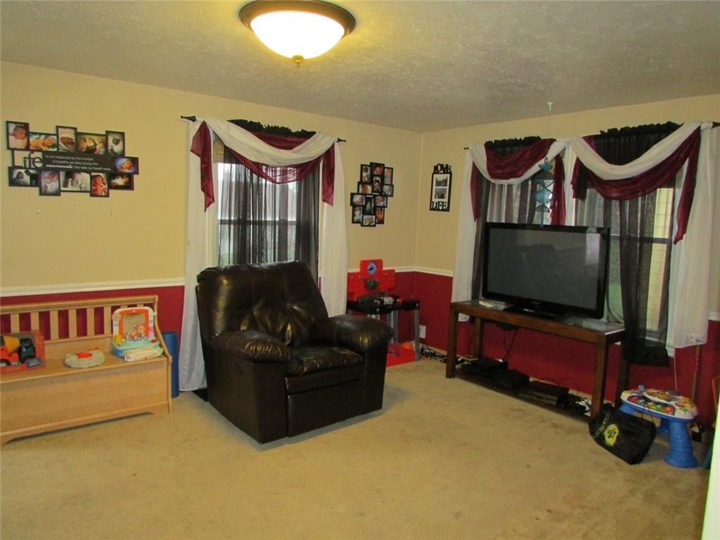 2123 Hillside Avenue Springfield, OH 45503 - Photo 4 of 25