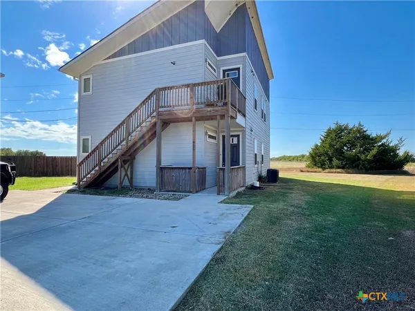 $380,000 | 805 Hallie Cove, Lockhart, TX 78644