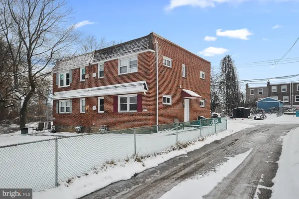 $1,600 | 5099 Palmers Mill Road, Unit 2, Clifton Heights, PA 19018