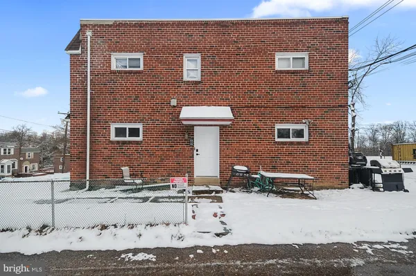 $1,600 | 5099 Palmers Mill Road, Unit 2, Clifton Heights, PA 19018