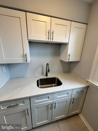 $1,600 | 5099 Palmers Mill Road, Unit 2, Clifton Heights, PA 19018