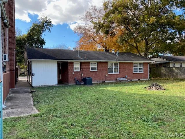 $299,000 | 202 Elm Street, Oran, MO 63771