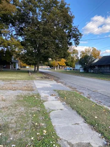 $299,000 | 202 Elm Street, Oran, MO 63771