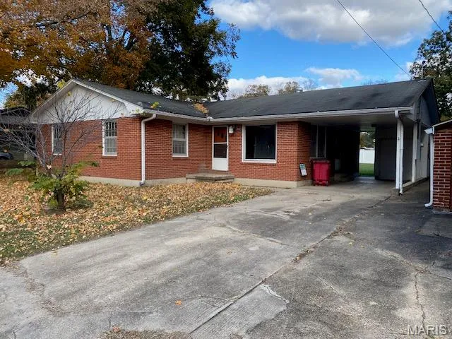 $299,000 | 202 Elm Street, Oran, MO 63771