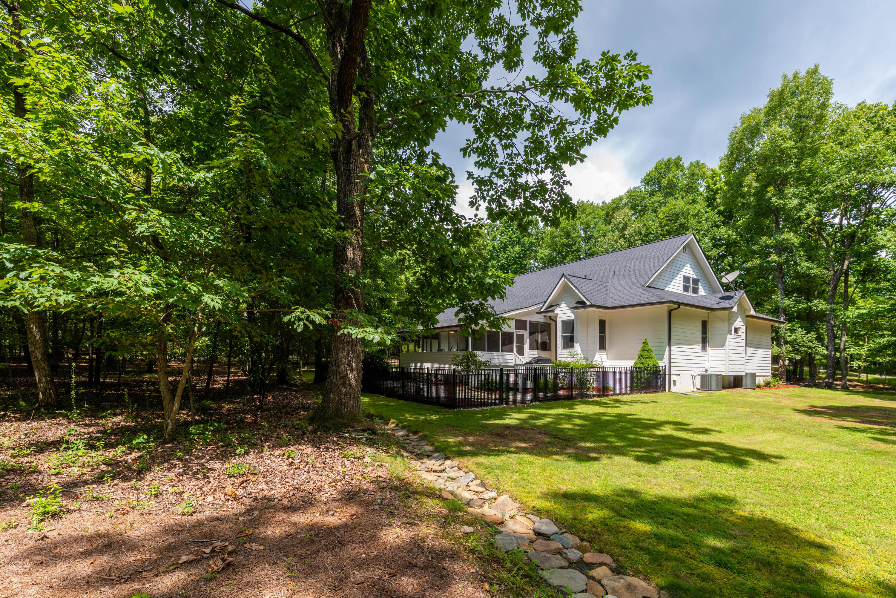 696 Stewart Lane Rising Fawn, GA 30738 - Photo 44 of 44 DSC_6248
