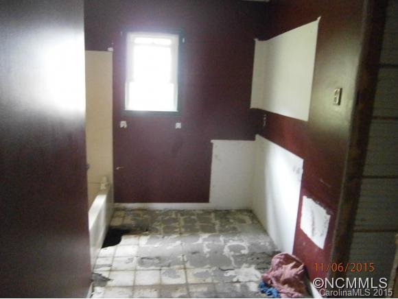 600 Wilson Branch Road Canton, NC 28716 - Photo 24 of 24 a view of an entryway