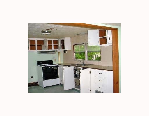 192 Bryson Road Bairdford, PA 15006 - Photo 4 of 11 Kitchen.