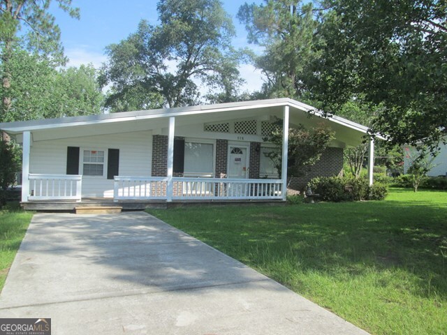 318 Harmon Road Swainsboro, GA 30401 - Photo 1 of 1 Main View