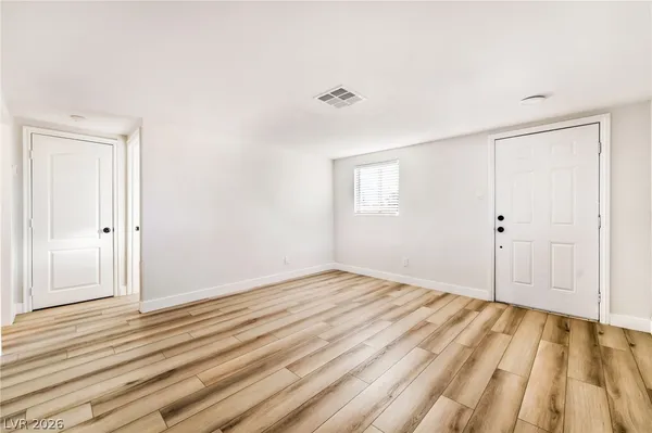 $1,700 | 107 Manganese Street, Henderson, NV 89015