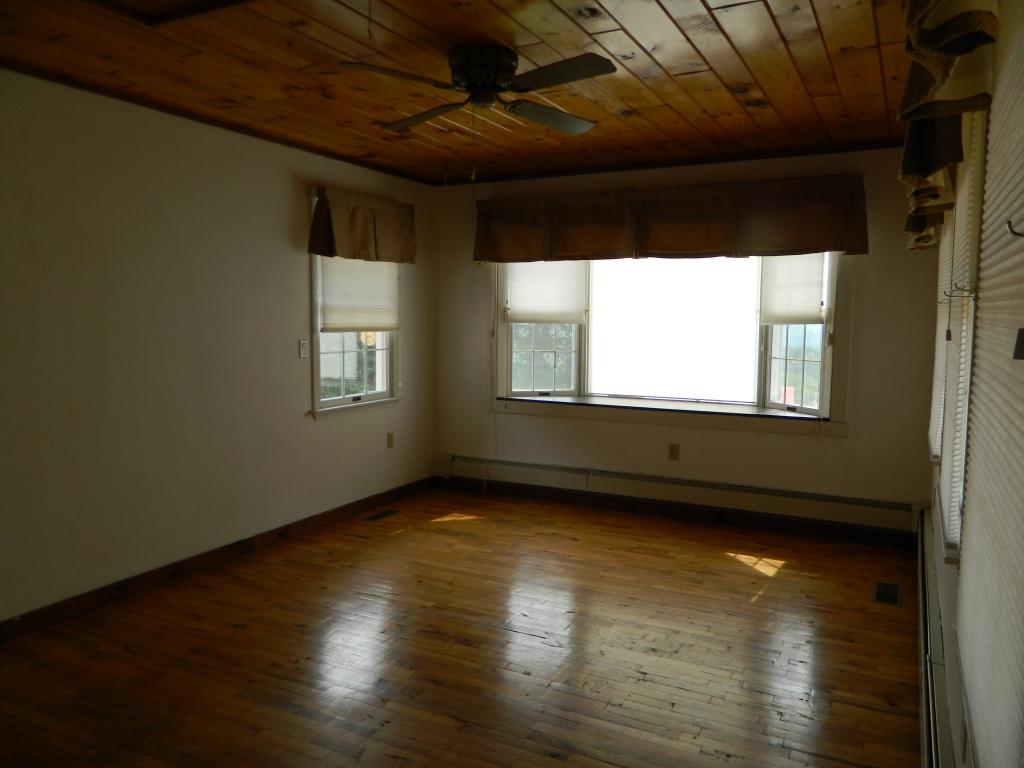 740 Cotton Road Lyndon, VT 05851 - Photo 7 of 28 Gallery Image 7