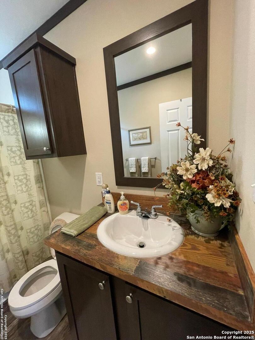 133 Water Point Bandera, TX 78003 - Photo 14 of 27