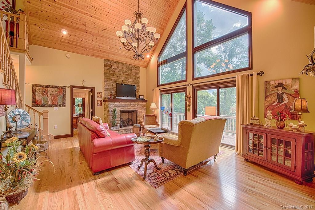 182 Falcon Ridge Drive Waynesville, NC 28786 - Photo 2 of 24