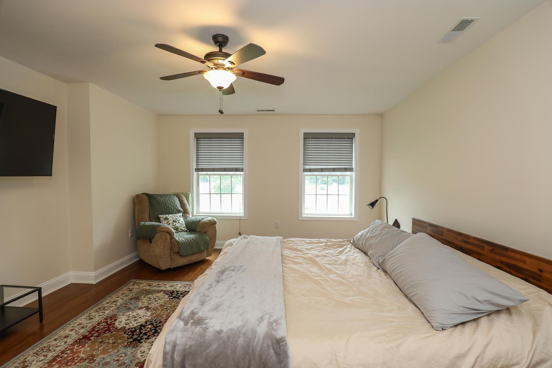 192 Litchfield Road Londonderry, NH 03053 - Photo 19 of 38