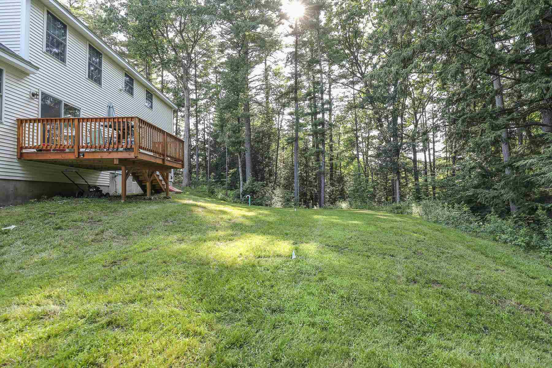 192 Litchfield Road Londonderry, NH 03053 - Photo 37 of 38