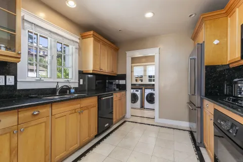 $1,475,000 | 2544 Juan Street, San Diego, CA 92110