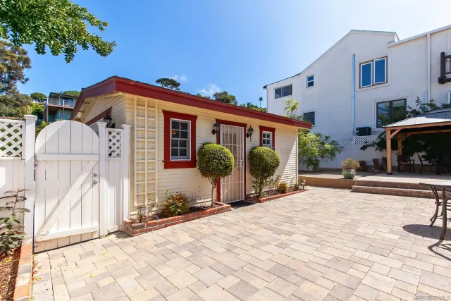 $1,475,000 | 2544 Juan Street, San Diego, CA 92110