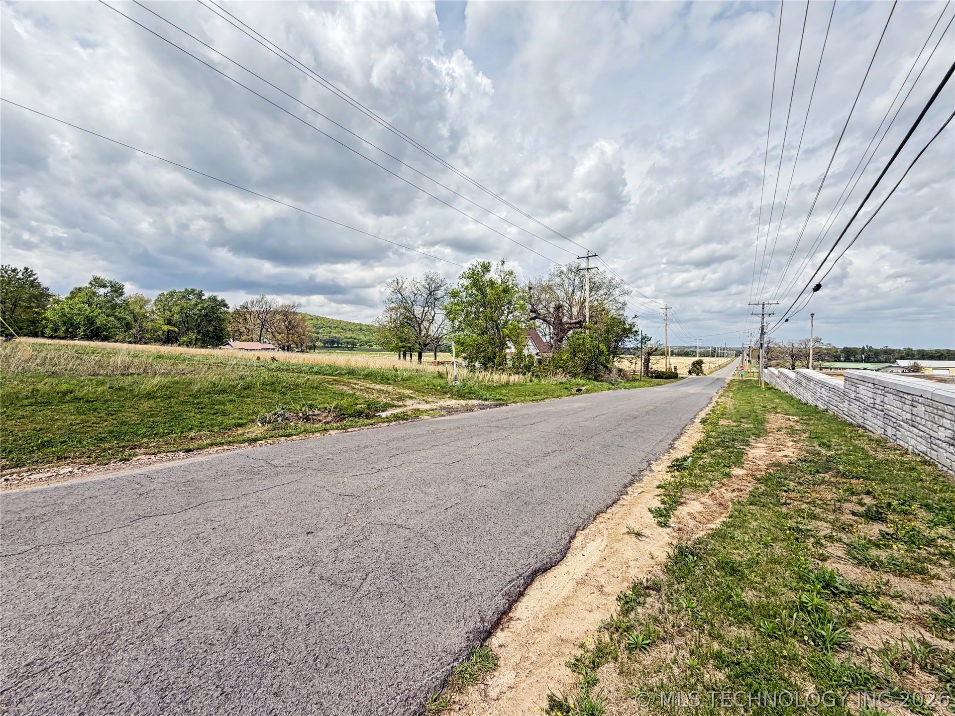 83048 South 4700 Road Stilwell, OK 74960 - Photo 17 of 32 Gallery Image 17