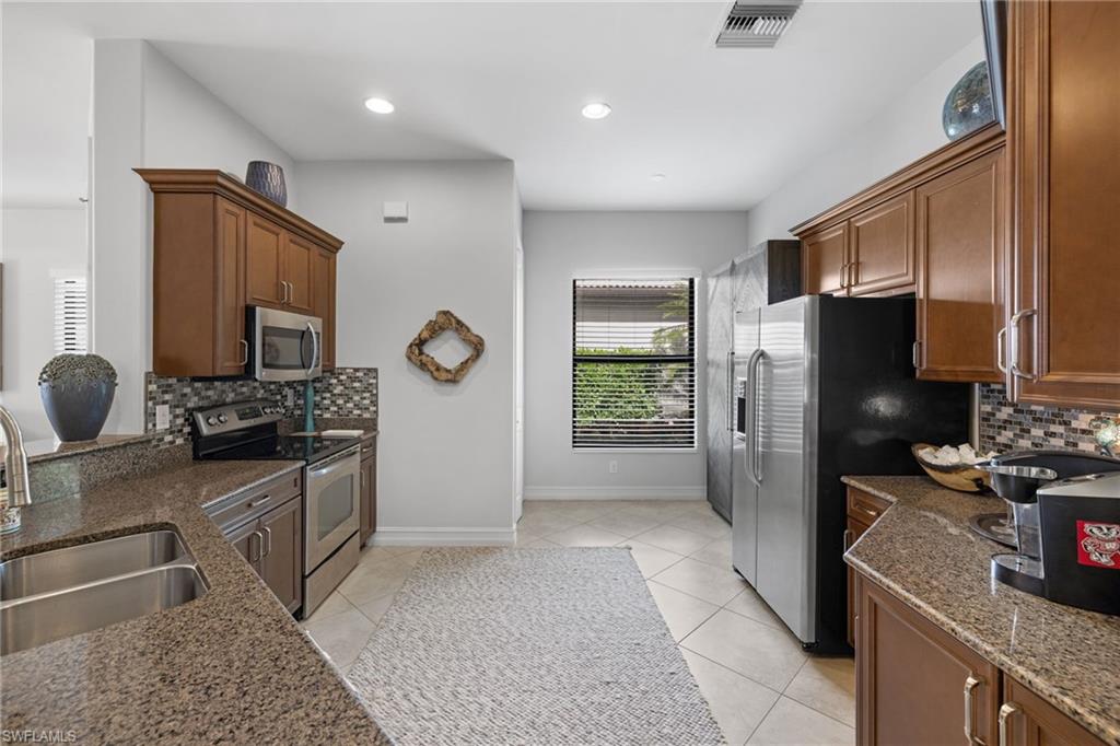 7531 Moorgate Point Way Naples, FL 34113 - Photo 5 of 47 Gallery Image 5