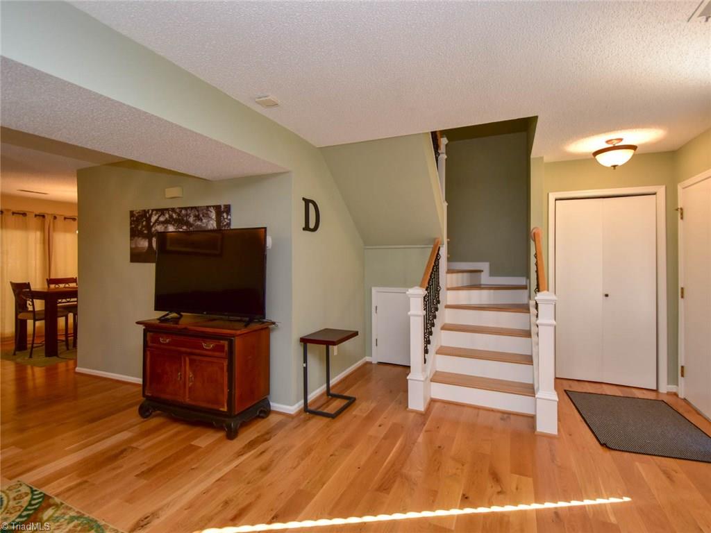 244 Northpoint Avenue High Point, NC 27262 - Photo 3 of 22 Gallery Image 3
