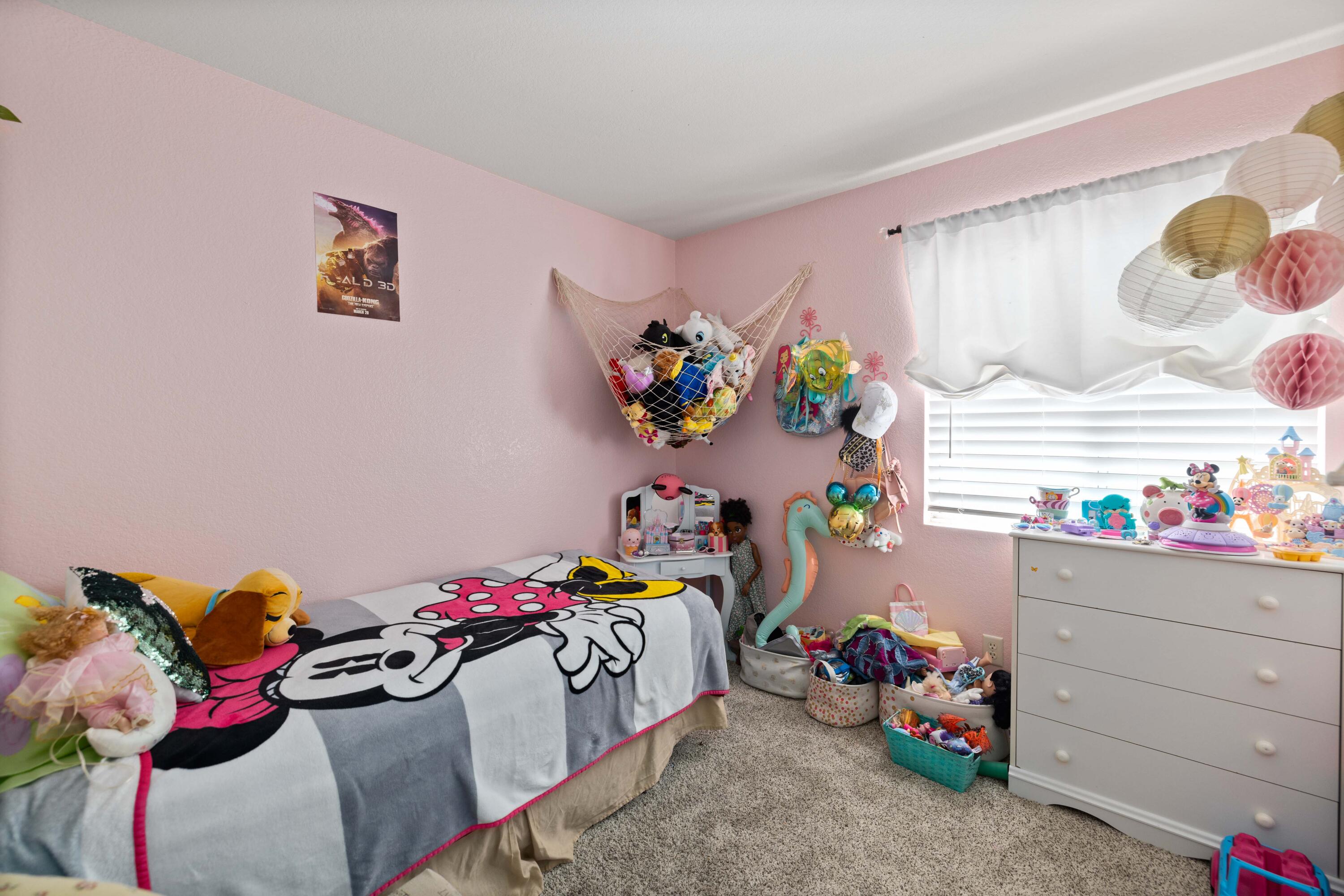3243 Quarry Road Palmdale, CA 93550 - Photo 16 of 30 QuarryBed3