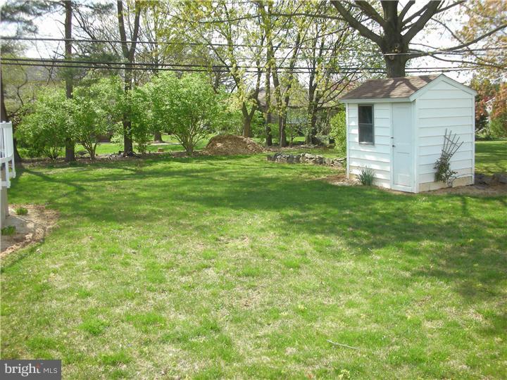 3312 Stoudts Ferry Bridge Road Reading, PA 19605 - Photo 2 of 16 Storage Shed