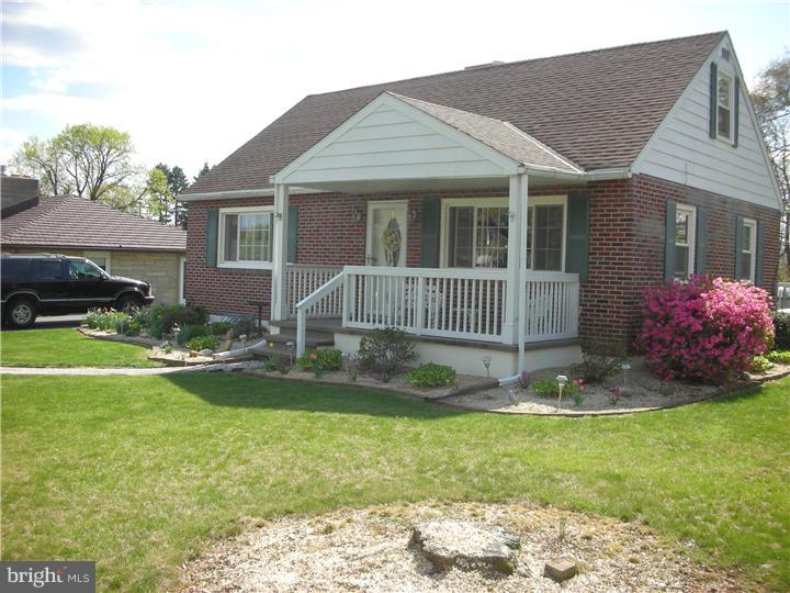3312 Stoudts Ferry Bridge Road Reading, PA 19605 - Photo 12 of 16 Exterior Front