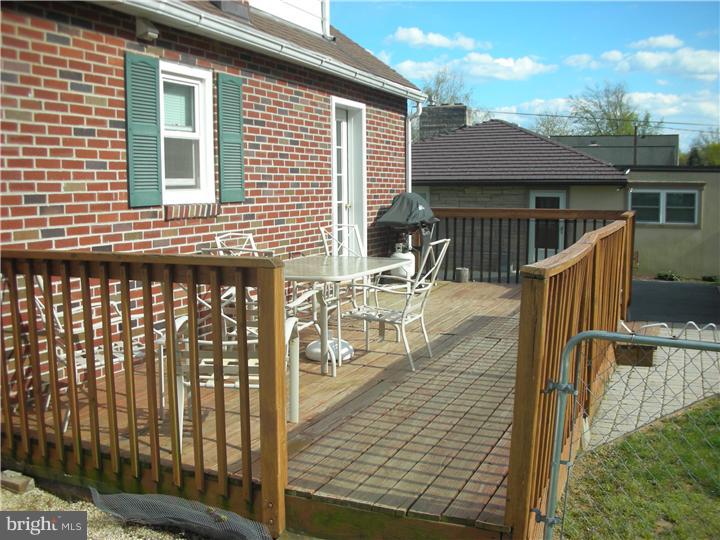 3312 Stoudts Ferry Bridge Road Reading, PA 19605 - Photo 8 of 16 Deck
