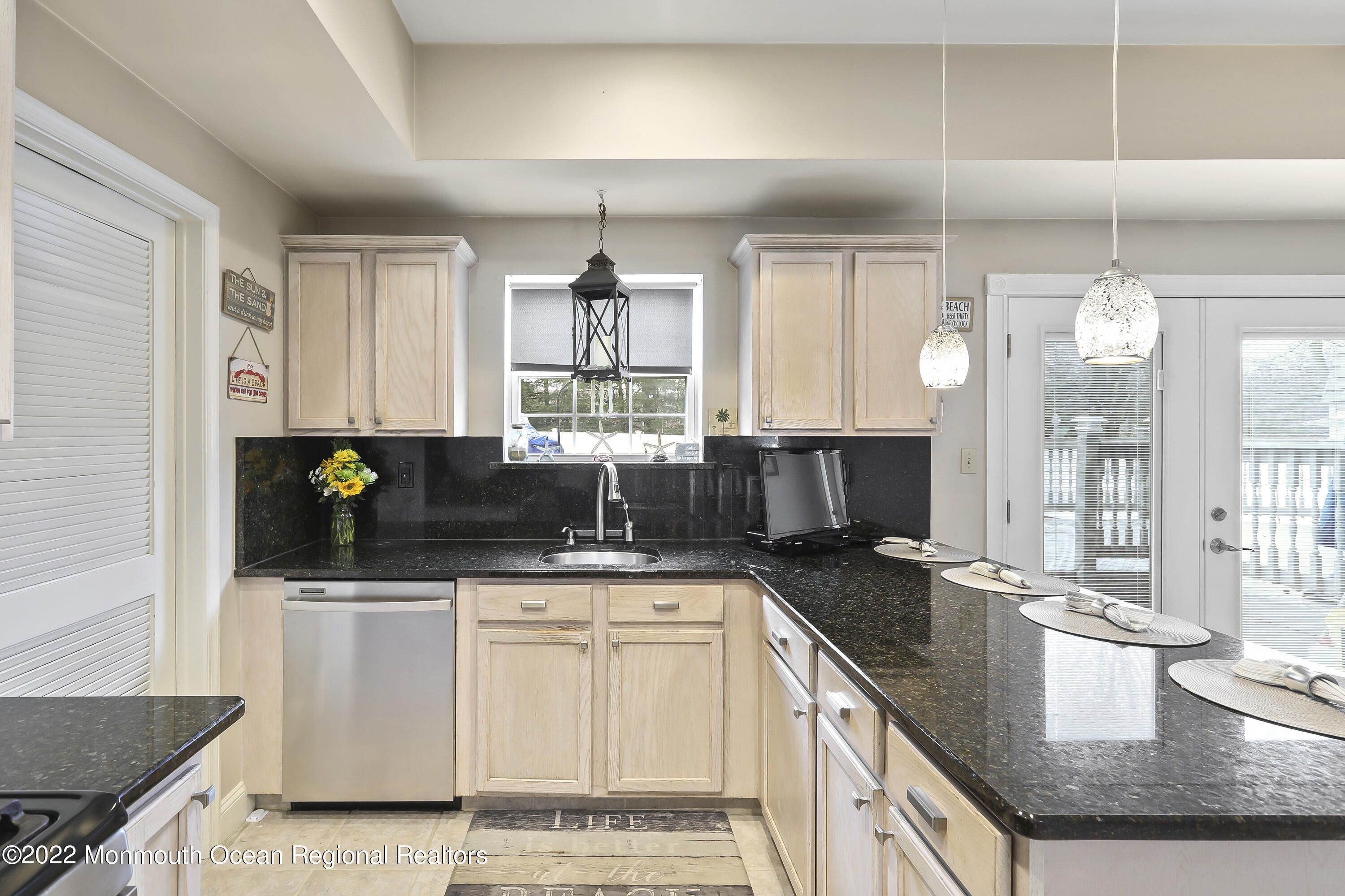 2 Nutmeg Road Aberdeen, NJ 07747 - Photo 11 of 34 5W5A6870