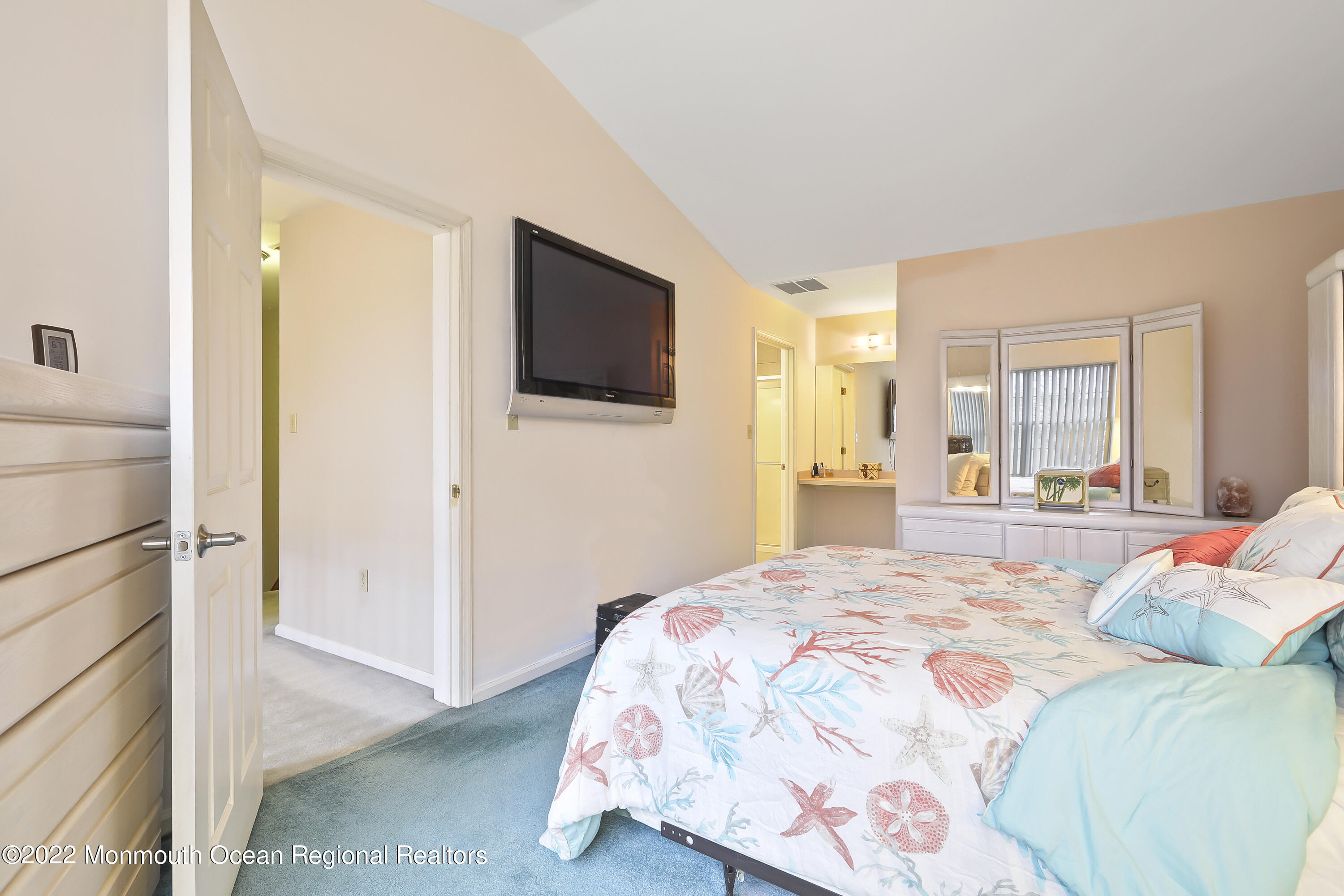 2 Nutmeg Road Aberdeen, NJ 07747 - Photo 23 of 34 5W5A6965