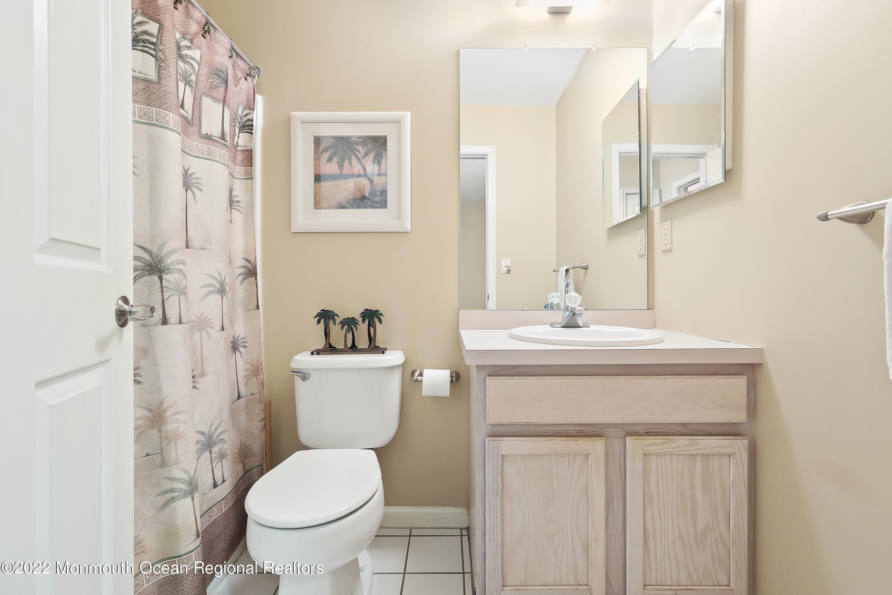 2 Nutmeg Road Aberdeen, NJ 07747 - Photo 28 of 34 5W5A6925