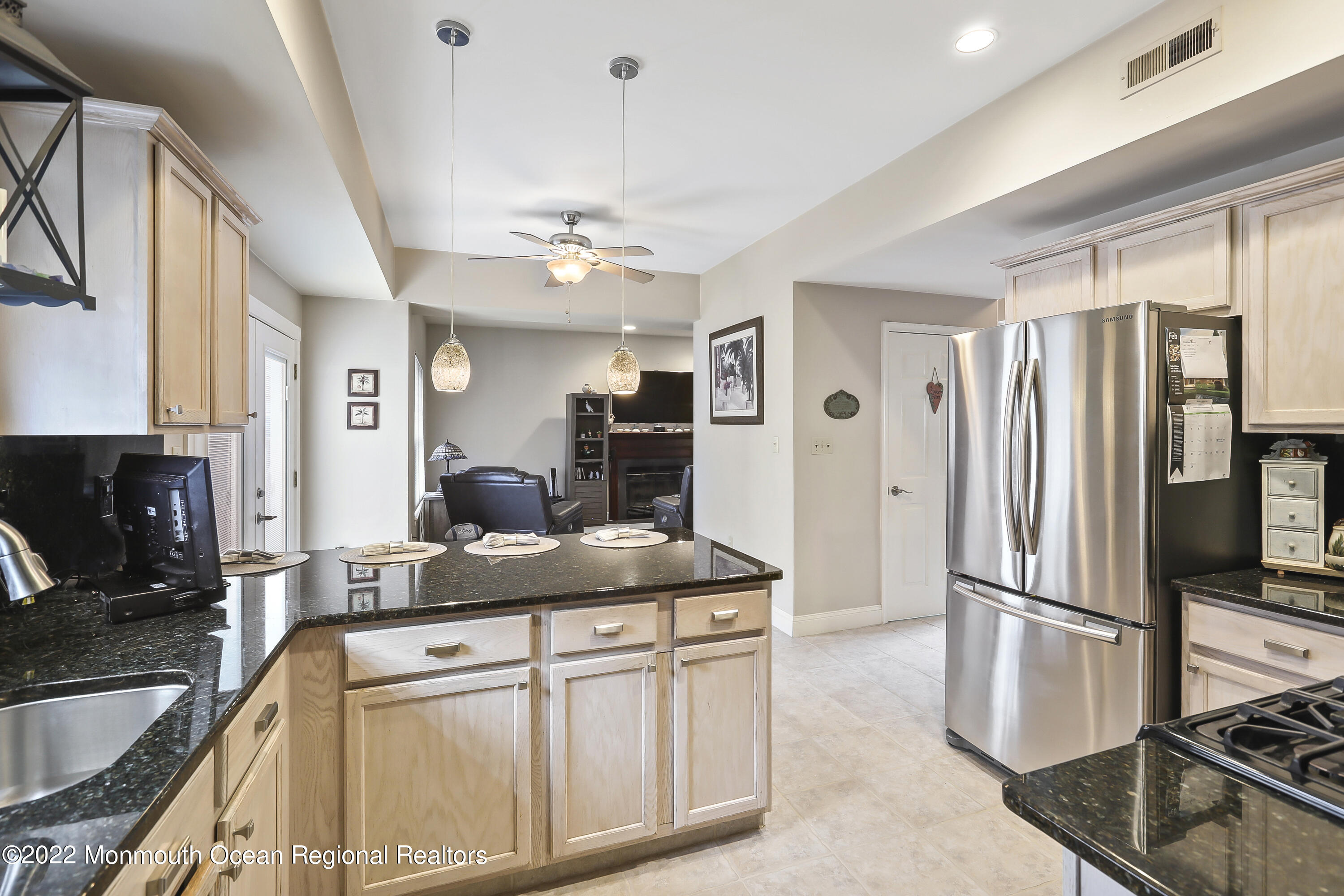 2 Nutmeg Road Aberdeen, NJ 07747 - Photo 10 of 34 5W5A6860