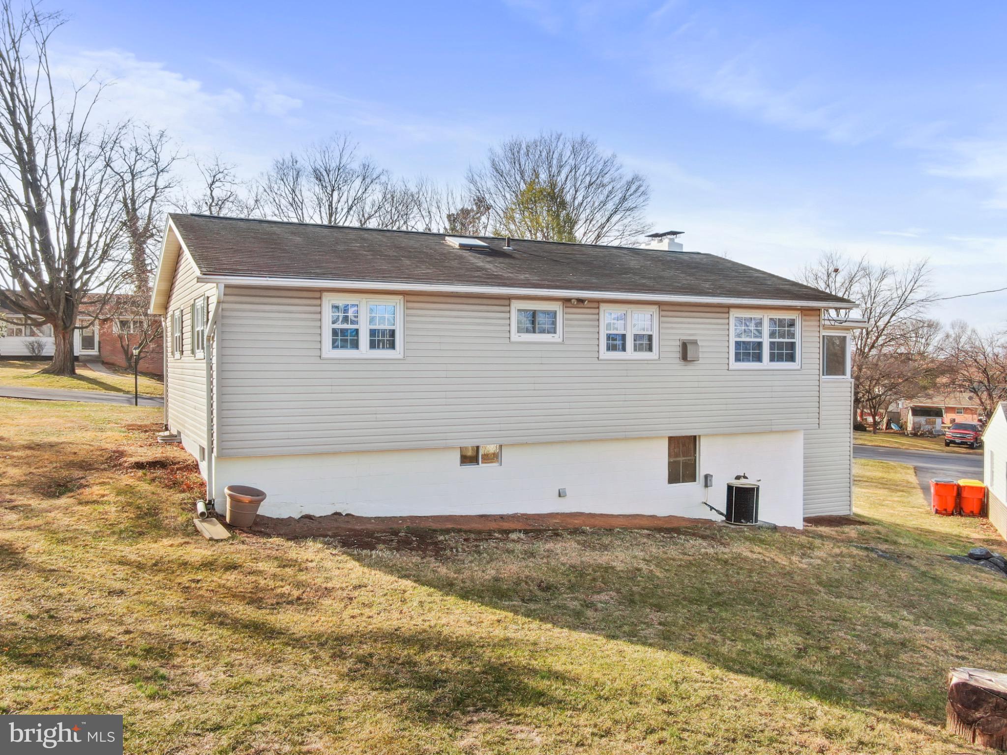 17724 Timberlane Hagerstown, MD 21740 - Photo 31 of 32 Charming home with spacious yard and views.