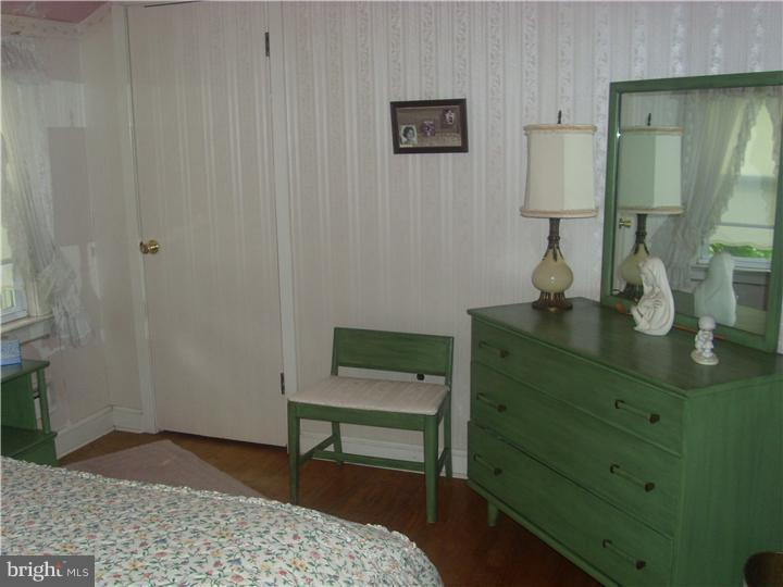 389 Klockner Road Hamilton, NJ 08619 - Photo 14 of 16 Bedroom 2