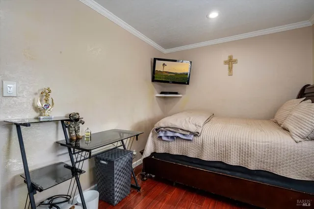 $330,000 | 107 Garth Street, Napa, CA 94558