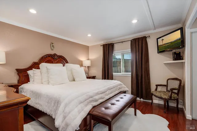 $330,000 | 107 Garth Street, Napa, CA 94558