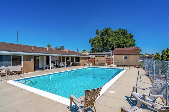 $330,000 | 107 Garth Street, Napa, CA 94558