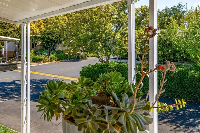 $330,000 | 107 Garth Street, Napa, CA 94558