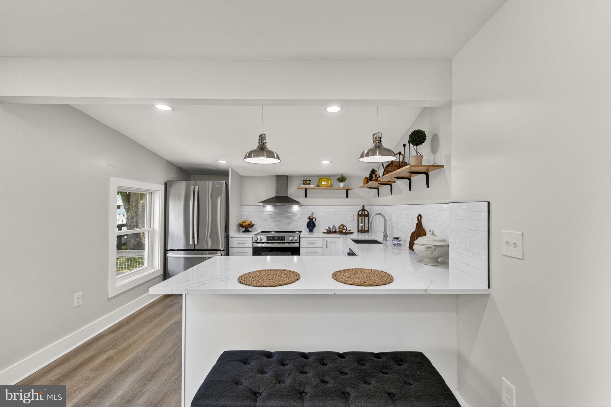 33960 Welbourne Road Upperville, VA 20184 - Photo 13 of 43 Modern kitchen with sleek finishes.