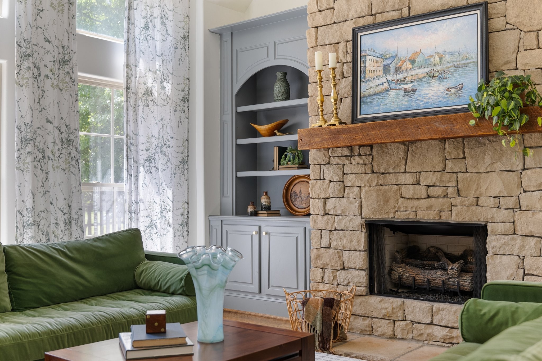 4409 Savage Pointe Drive Franklin, TN 37064 - Photo 34 of 70 a living room with furniture and a fireplace