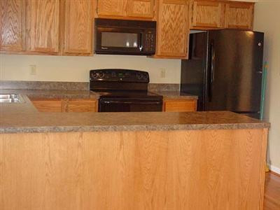 3497 Boston Road Lexington, KY 40503 - Photo 6 of 21 View of bar and kitchen from adjacent di