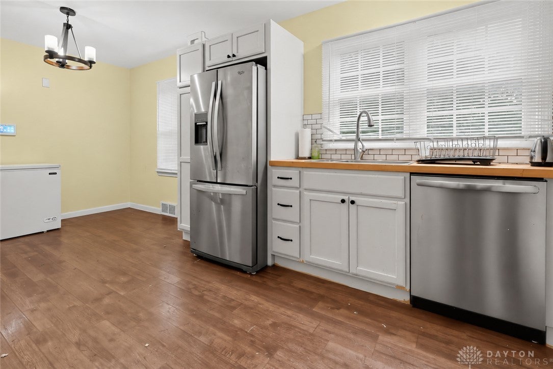 931 Eton Road Toledo, OH 43615 - Photo 5 of 27 Gallery Image 5