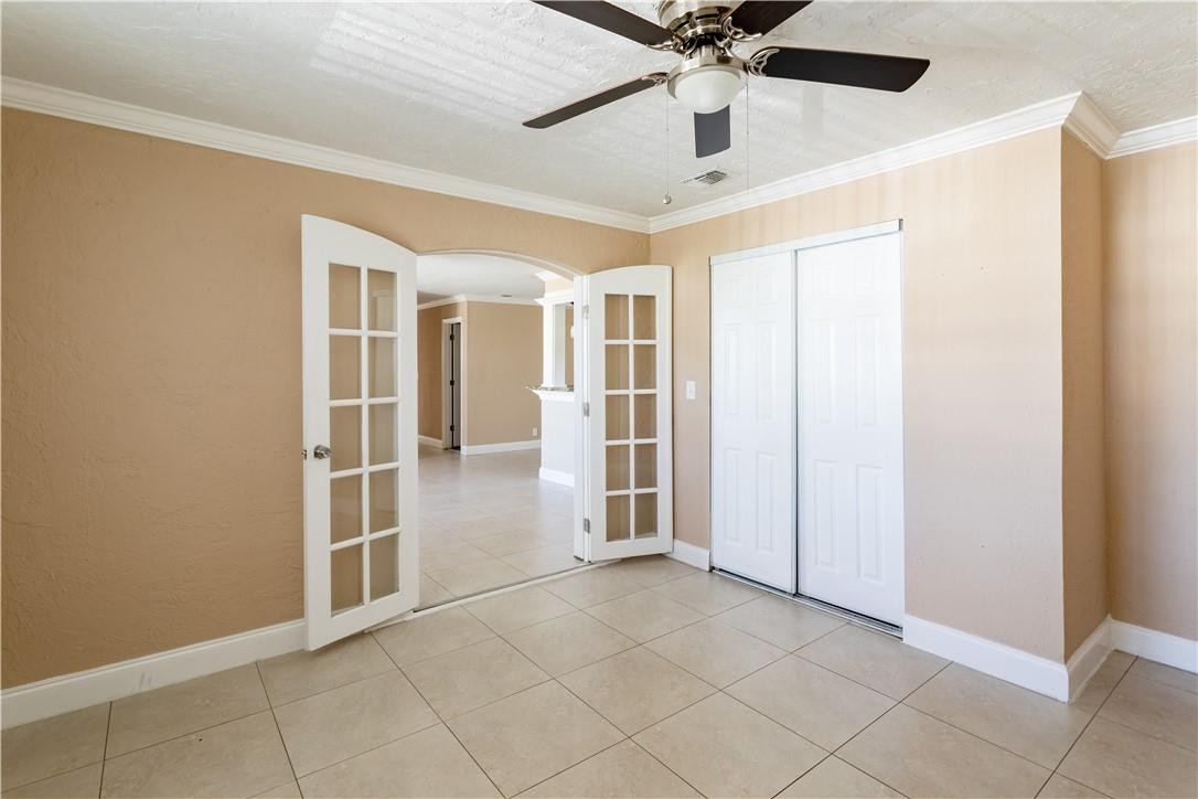 341 West 16th Way Riviera Beach, FL 33404 - Photo 7 of 33 Photo 7