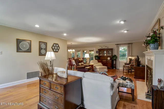 $725,000 | 212 Woodland Trace Drive, Knoxville, TN 37934