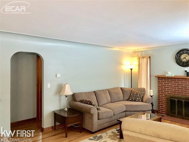 4489 North Seymour Road Flushing, MI 48433 - Photo 14 of 77 21413541-13.JPG